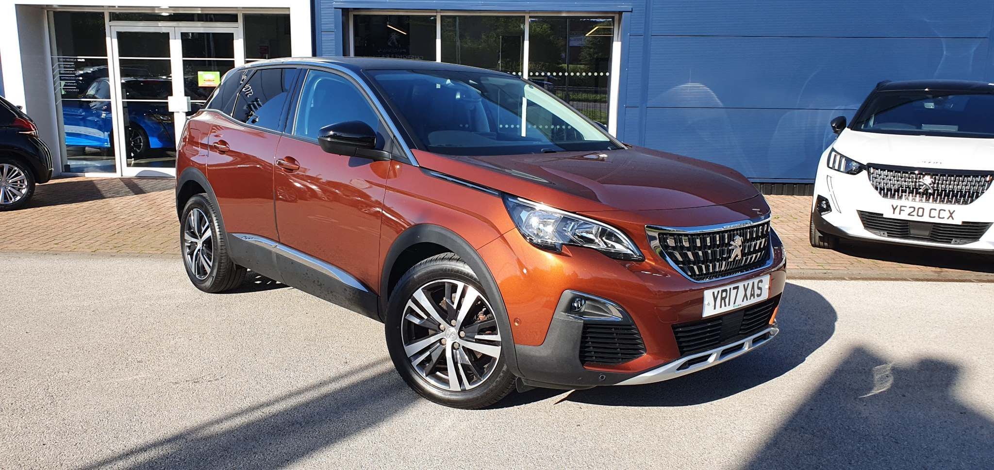 Used Peugeot 3008 SUV 1.2 Puretech Allure 5dr (YR17XAS