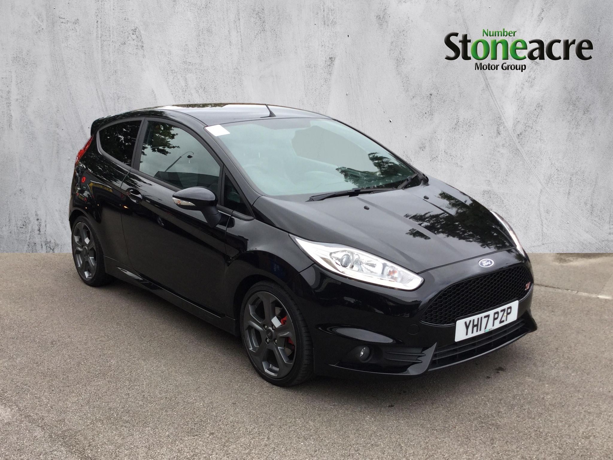Used Ford Fiesta 1 6 Ecoboost St 2 3dr Yh17pzp Stoneacre